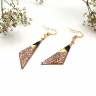 Boucles d'oreilles triangle asymétriques rose gold