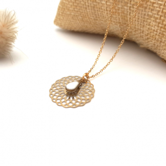 Collier court acier inoxydable doré pendentif arabesque