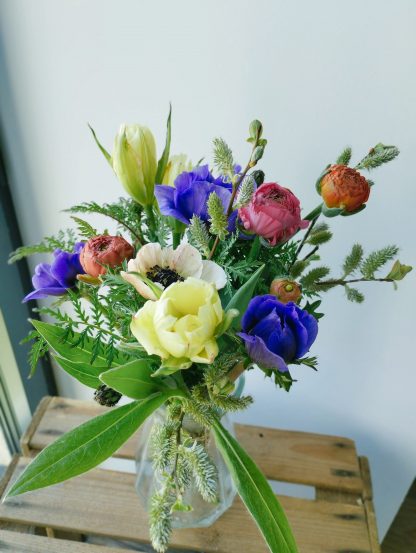 Bouquet de fleurs locales et de saison