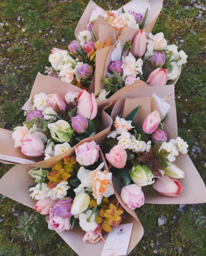 Bouquet de fleurs locales et de saison – Image 2